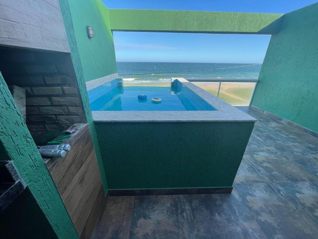 Triplex Beira Mar Rio Das Ostras Rj エクステリア 写真